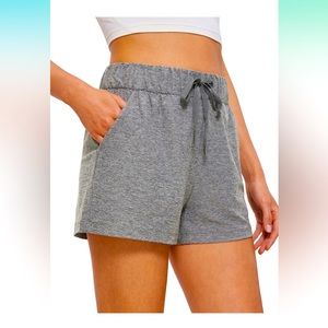 NWT Women’s sweatshorts